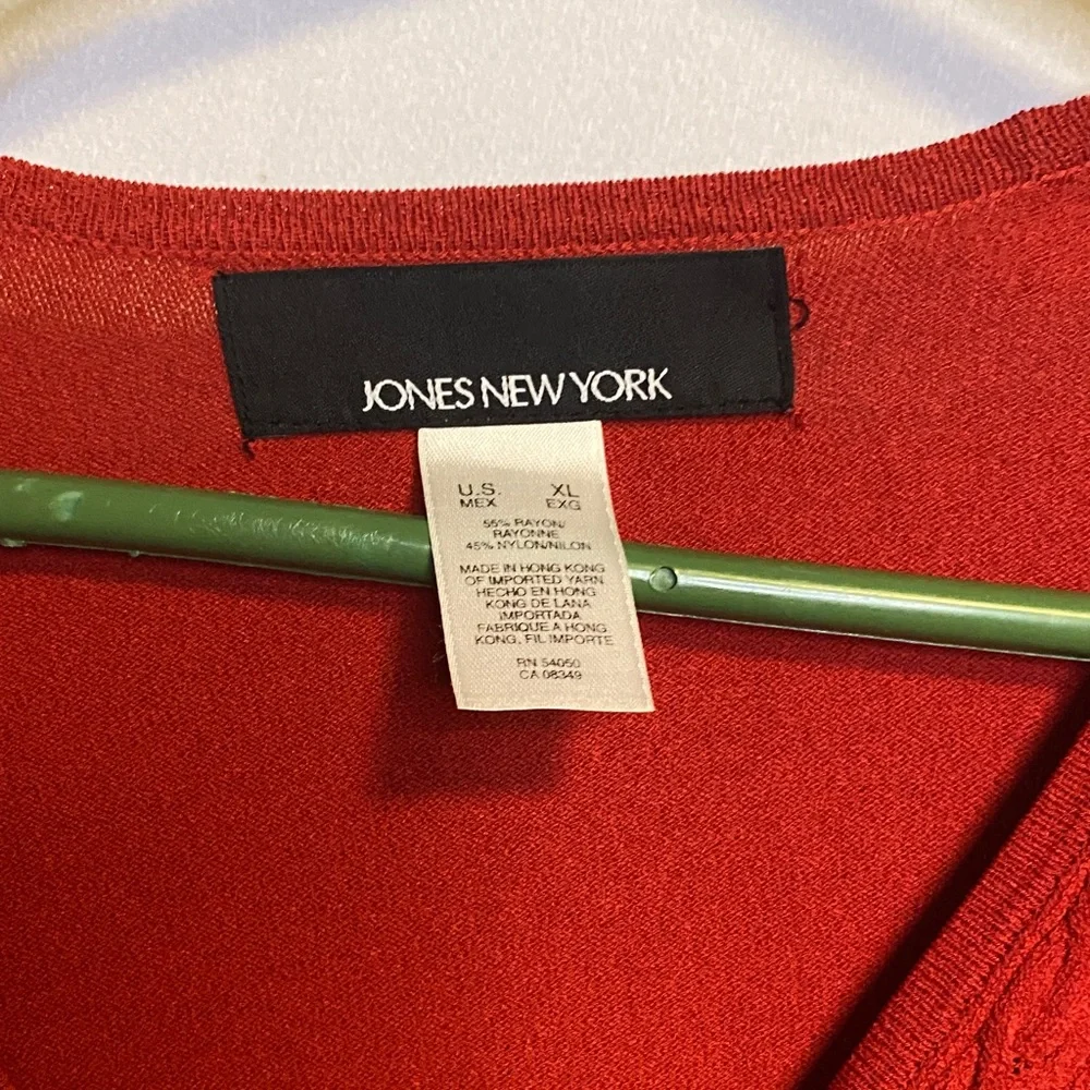 Jones New York Vibrant Red V-Neck Cardigan - Picture 2 of 5